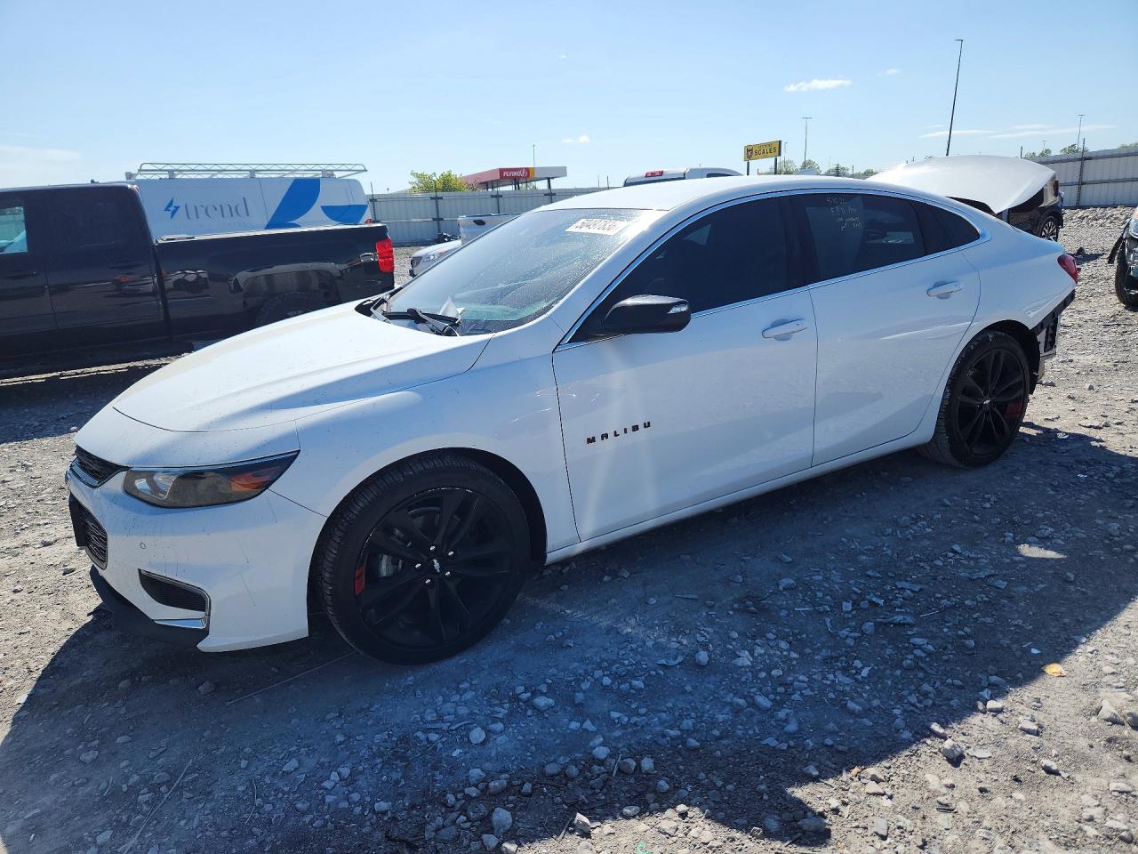 2018 Chevrolet Malibu LT, VIN 1G1ZD5ST6JF170550 — Rear end