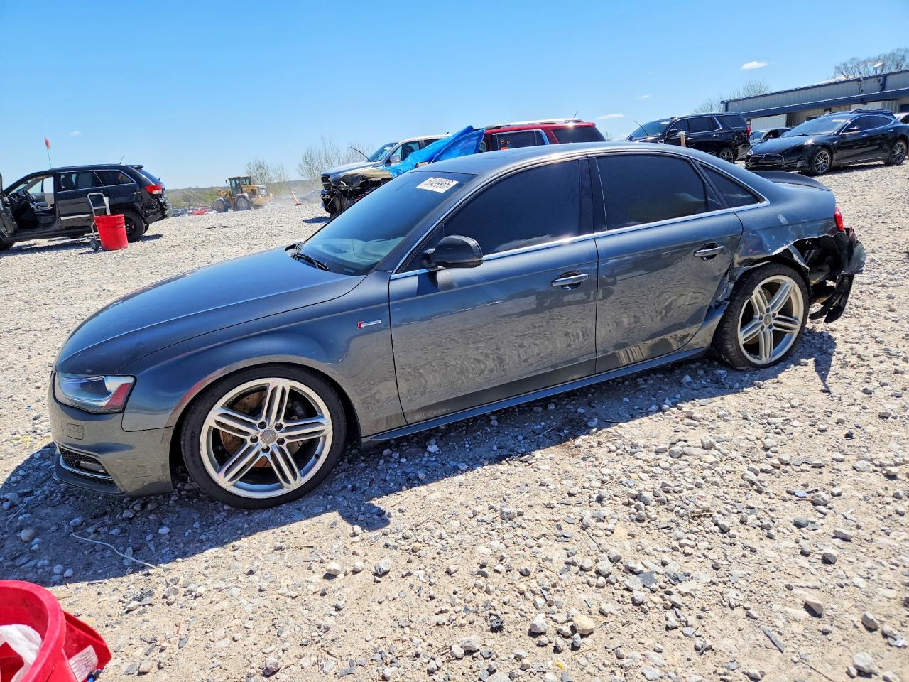 2016 Audi S4 Premium Plus, VIN WAUBGAFL2GA002409 — Зад
