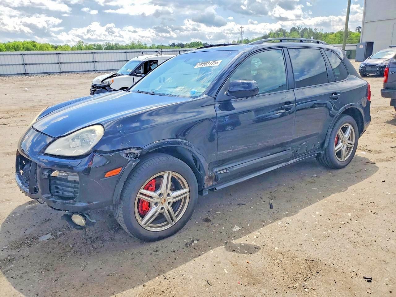 2010 Porsche Cayenne GTS, VIN WP1AD2AP3ALA61339 — Front end