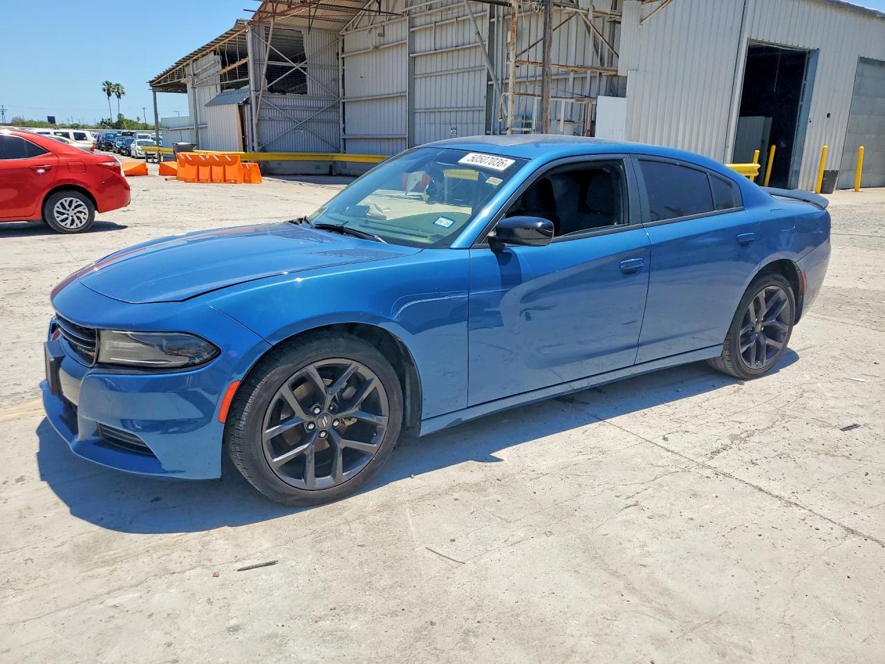 2021 Dodge Charger SXT, VIN 2C3CDXBG8MH576915 — Side