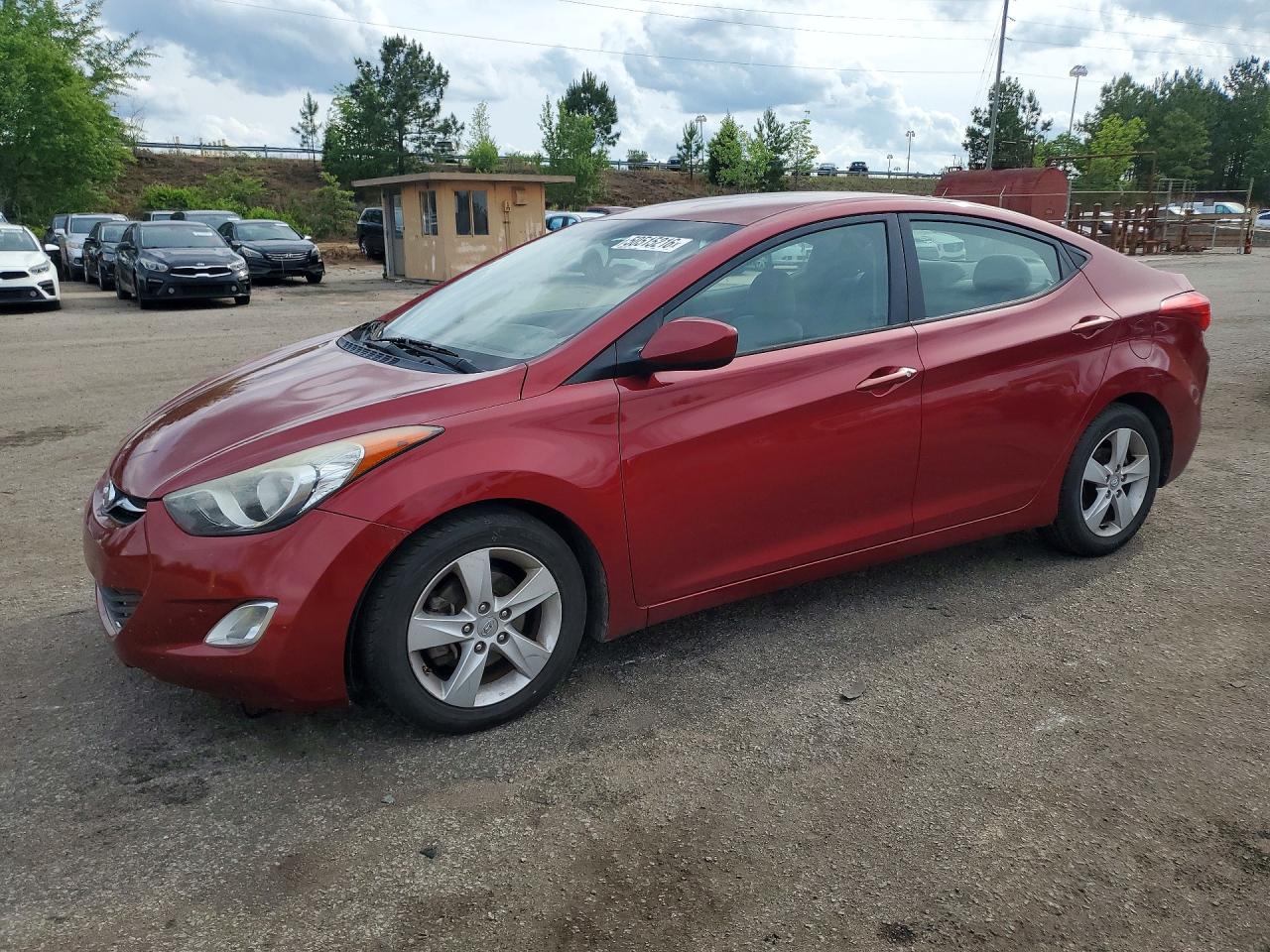 2013 Hyundai Elantra GLS, VIN 5NPDH4AE8DH443033 — Undercarriage