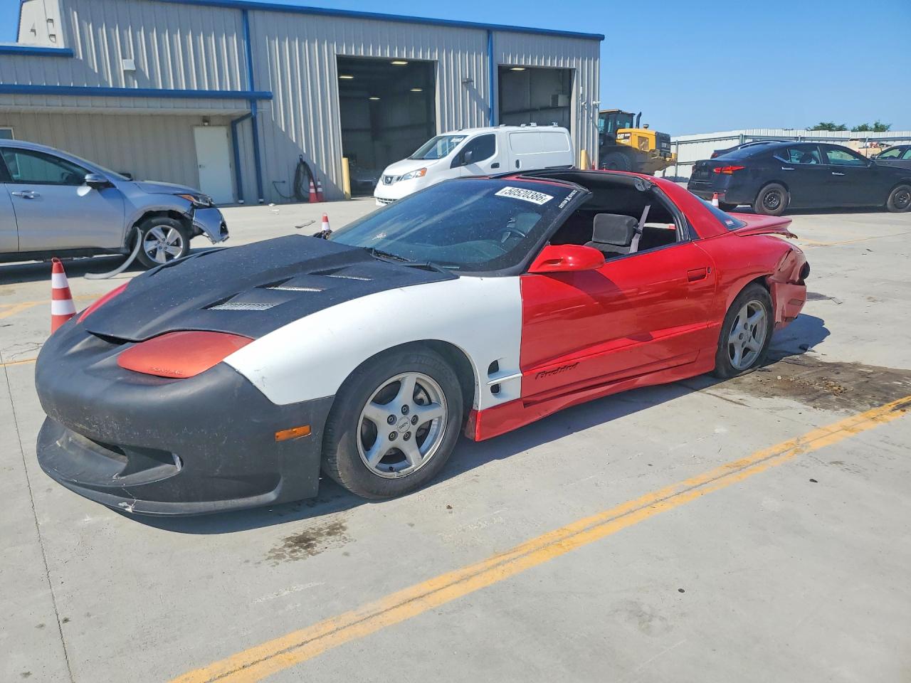 2002 Pontiac Firebird Firebird, VIN 2G2FS22K722136842 — Rear end