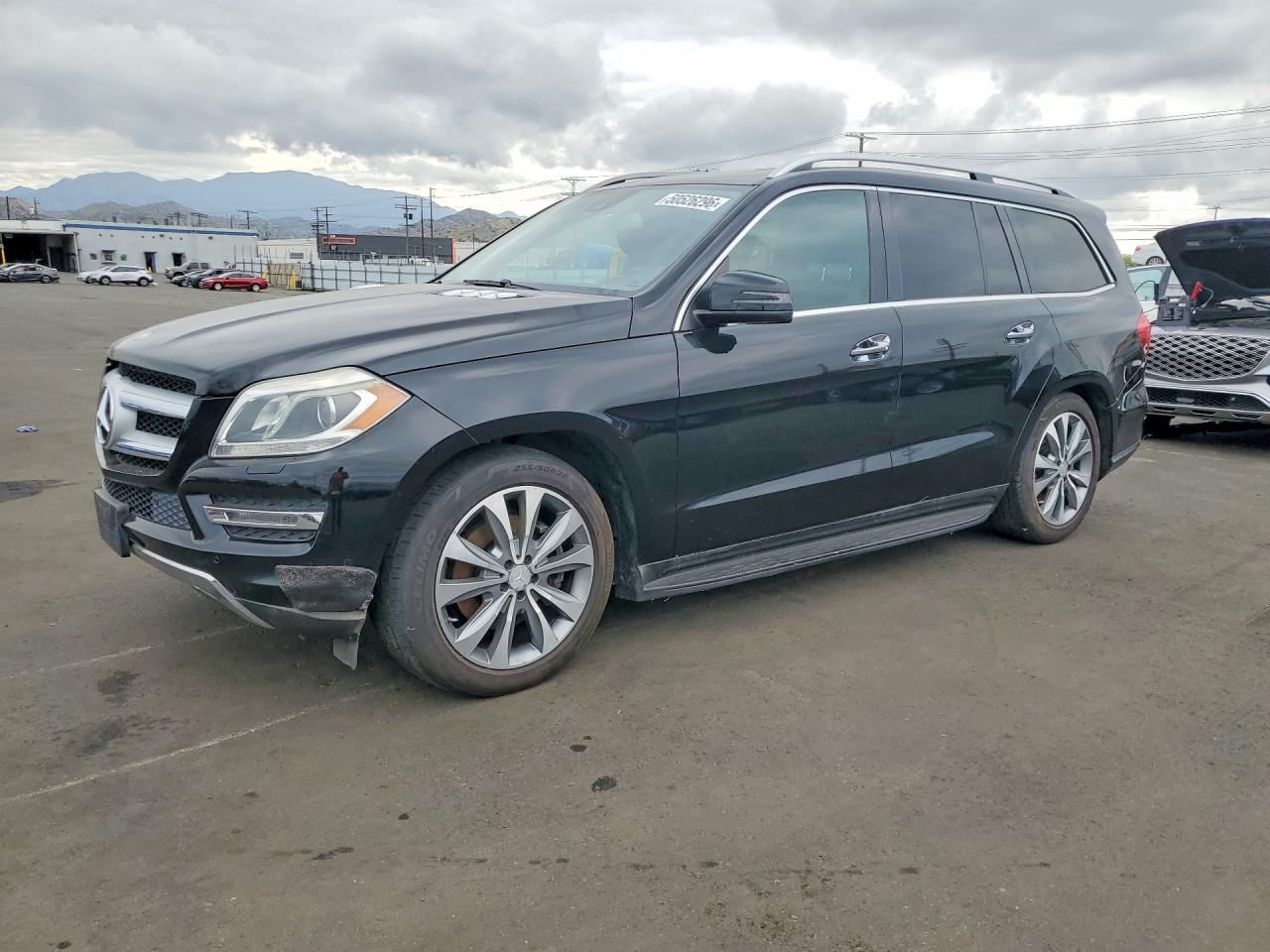 2014 Mercedes-Benz GL 450, VIN 4JGDF7CE3EA394610 — Stripped