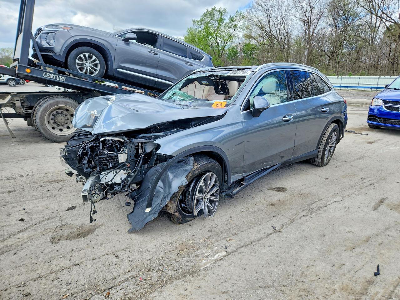 2023 Mercedes-Benz GLC 300, VIN W1NKM4HB2PF023922 — Фото с аукциона