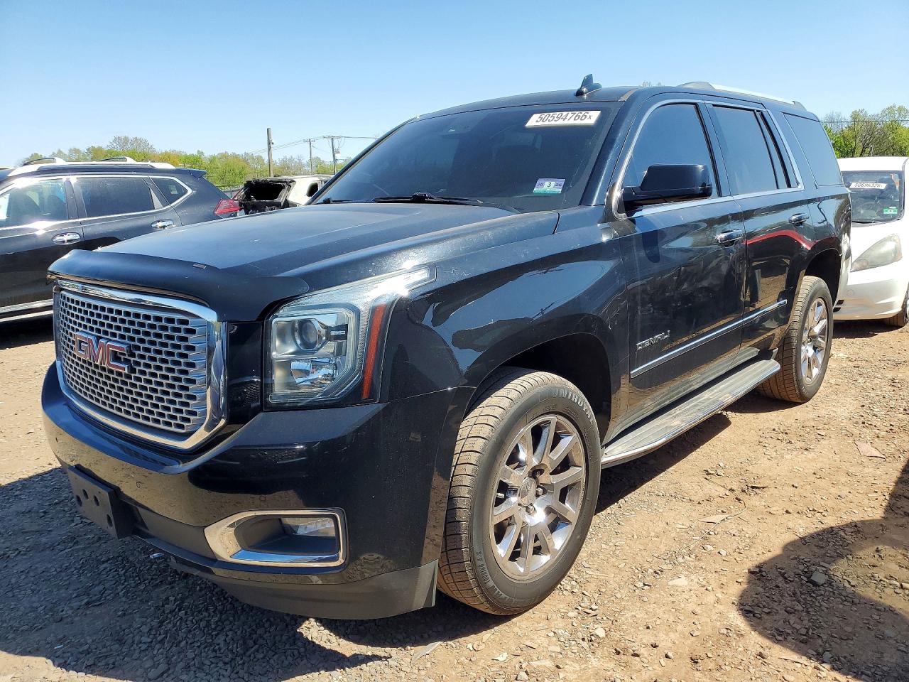 2017 GMC Yukon Denali, VIN 1GKS2CKJ0HR217084 — Front end