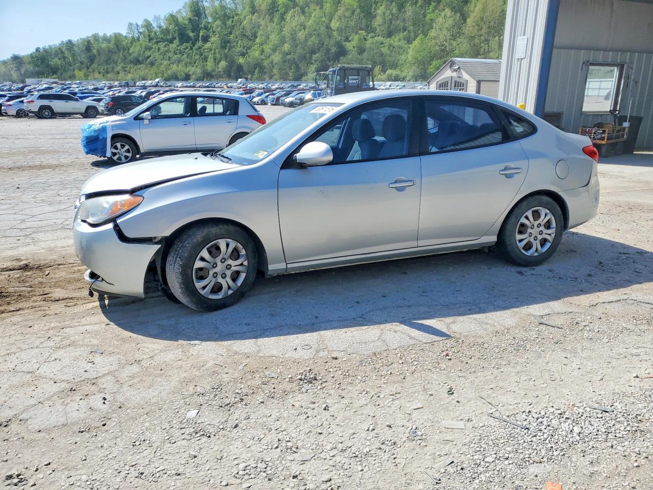 2010 Hyundai Elantra GLS, VIN KMHDU4AD8AU016158 — Front end