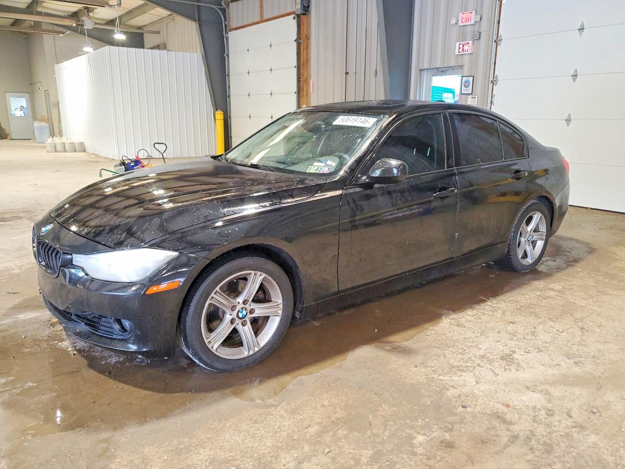 2013 BMW 3 Series 328i xDrive, VIN WBA3B5G55DNP41210 — Normal wear