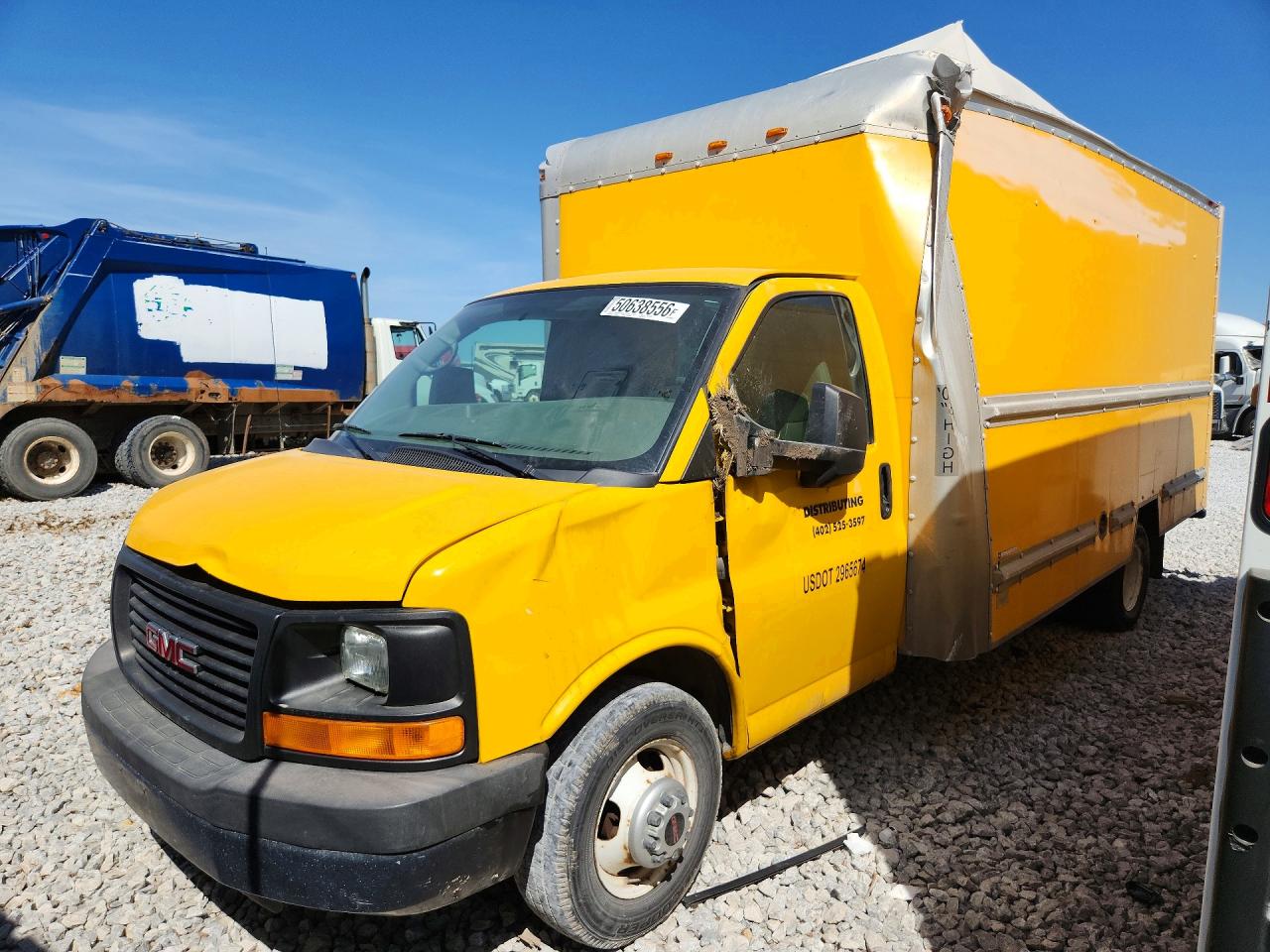 2012 GMC Savana Commercial, VIN 1GD374CG1C1902773 — Side