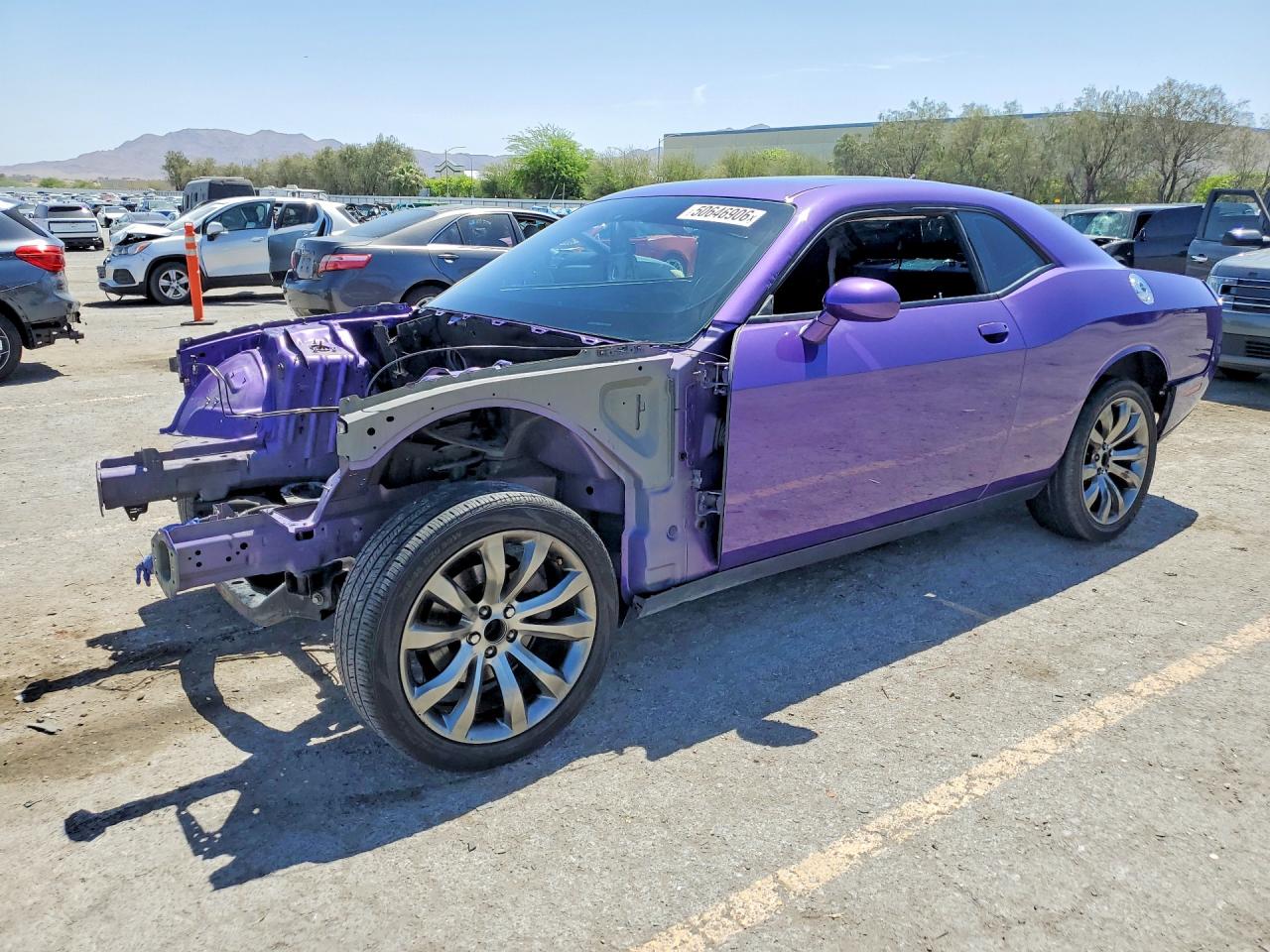 2016 Dodge Challenger SRT 392, VIN 2C3CDZDJ7GH192939 — Vandalism