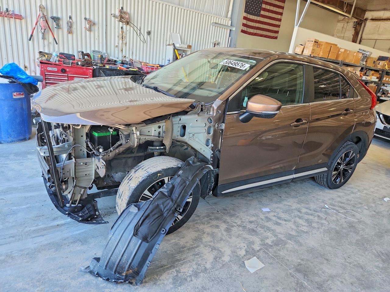 2018 Mitsubishi Eclipse Cross SE, VIN JA4AT5AA1JZ037940 — Front end