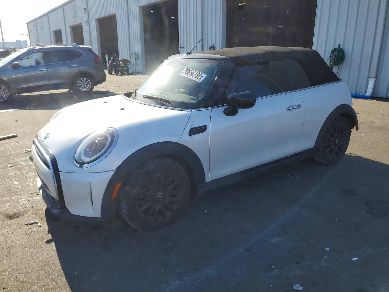2023 MINI Convertible Cooper, VIN WMW23DL03P3R18835 — Rear end