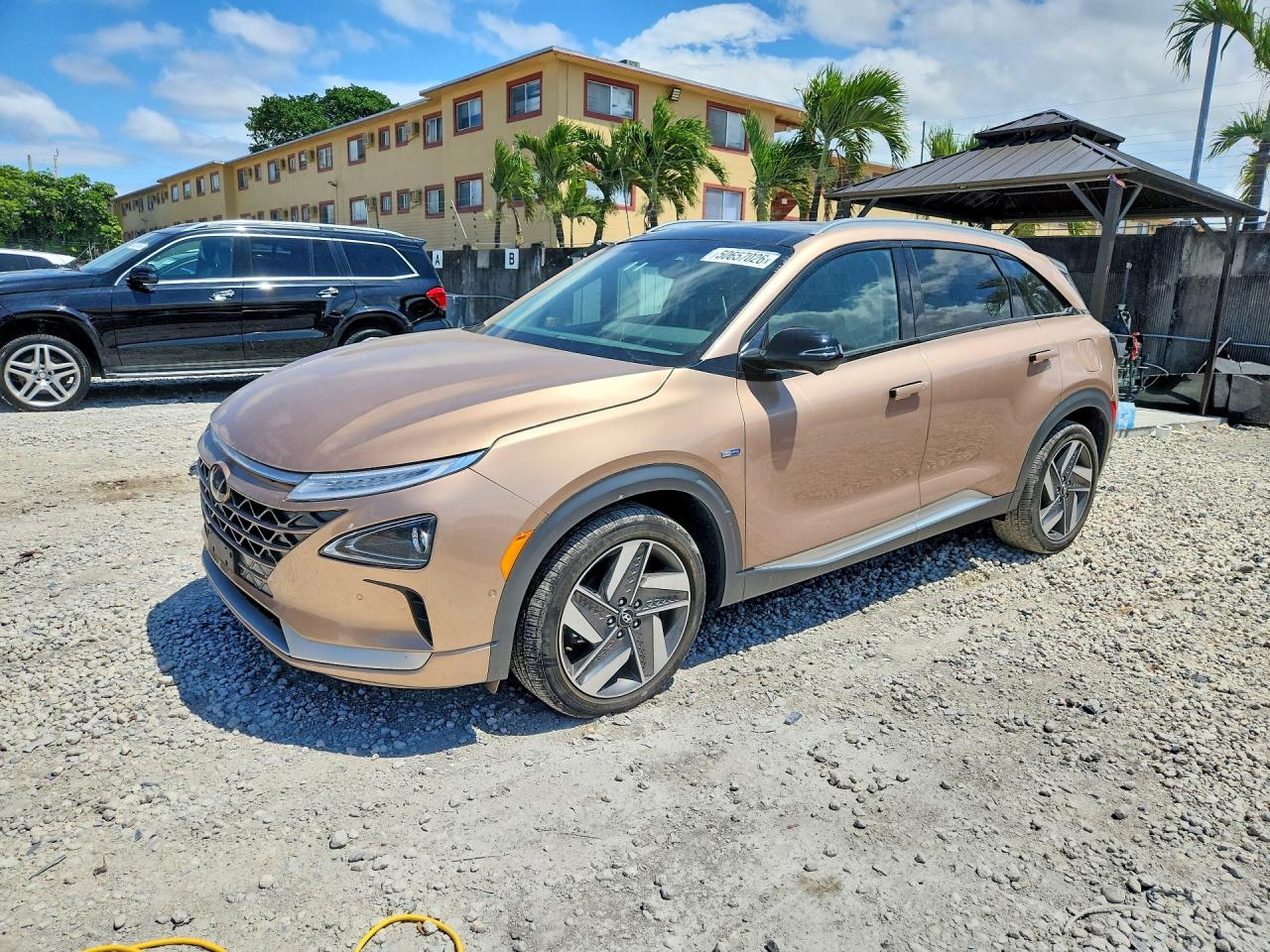 2020 Hyundai NEXO Limited, VIN KM8J84A69LU007979 — Front end