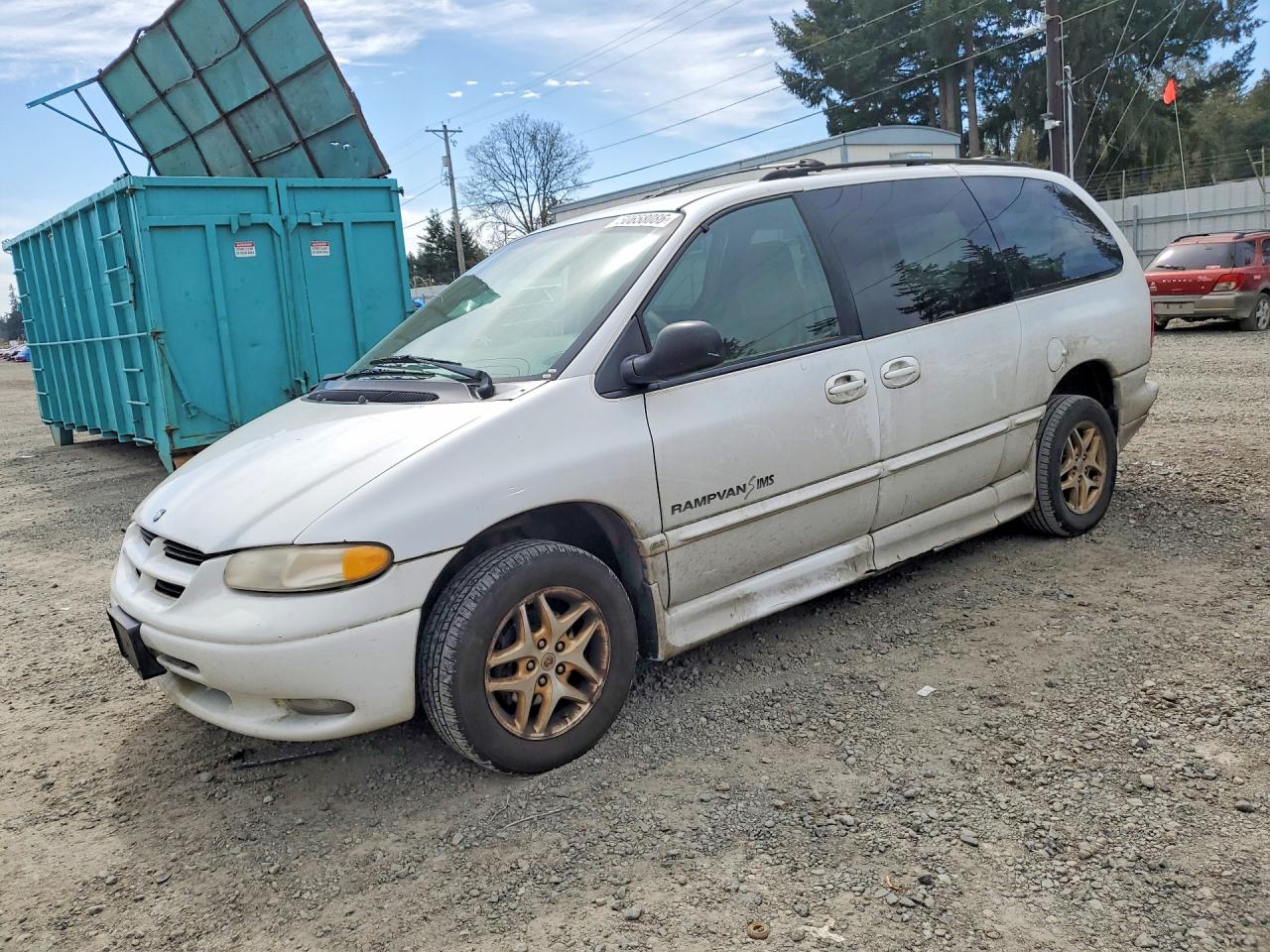 1998 Dodge Caravan LE, VIN 1B4GP54L9WB510109 — Бок