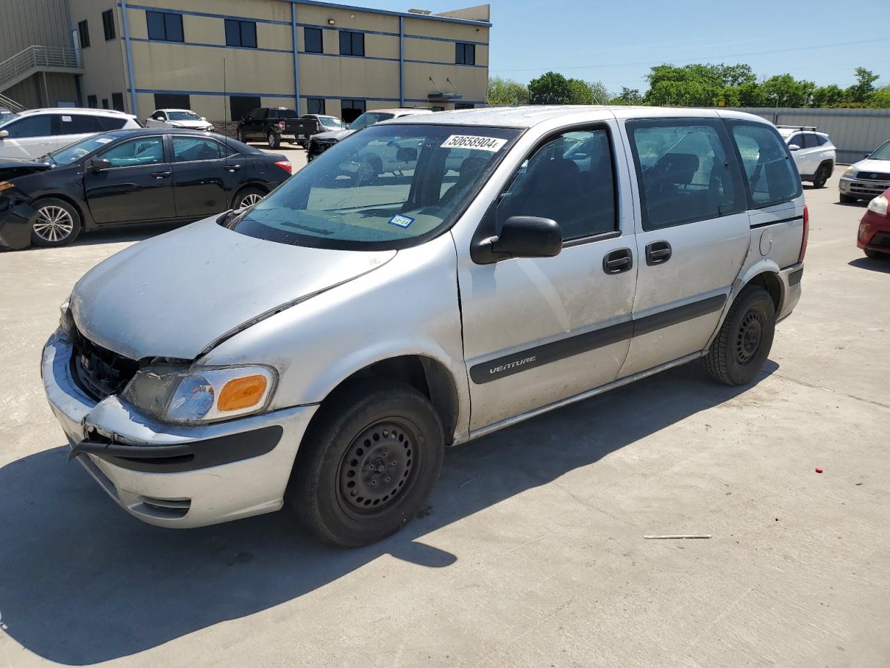 2002 Chevrolet Venture Value 1SV, VIN 1GNDU23E62D271236 — Front end