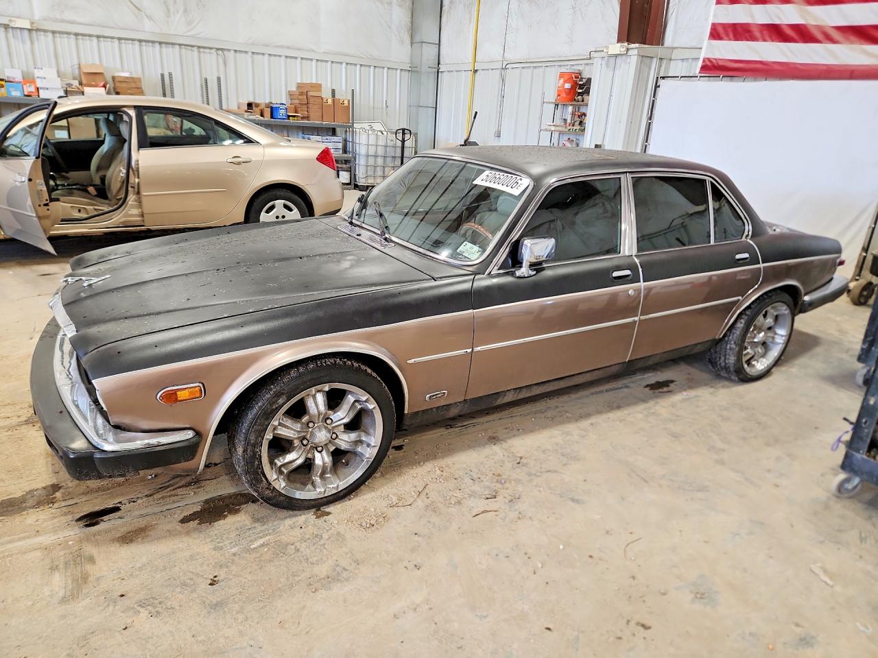 1985 Jaguar XJ, VIN SAJAY1343FC397388 — Water / flood