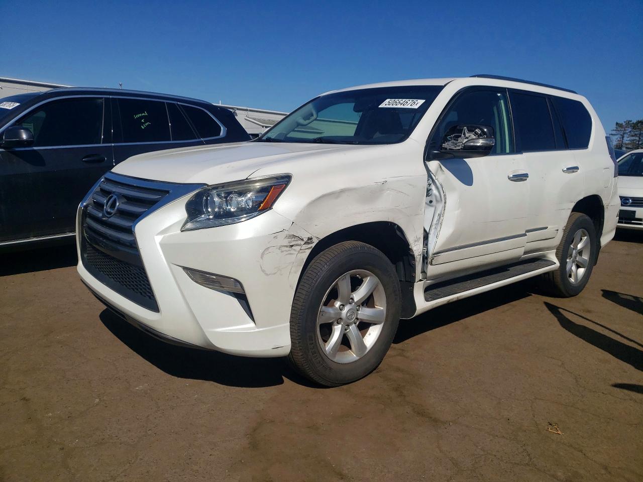 2015 Lexus GX 460, VIN JTJBM7FX1F5093453 — Side