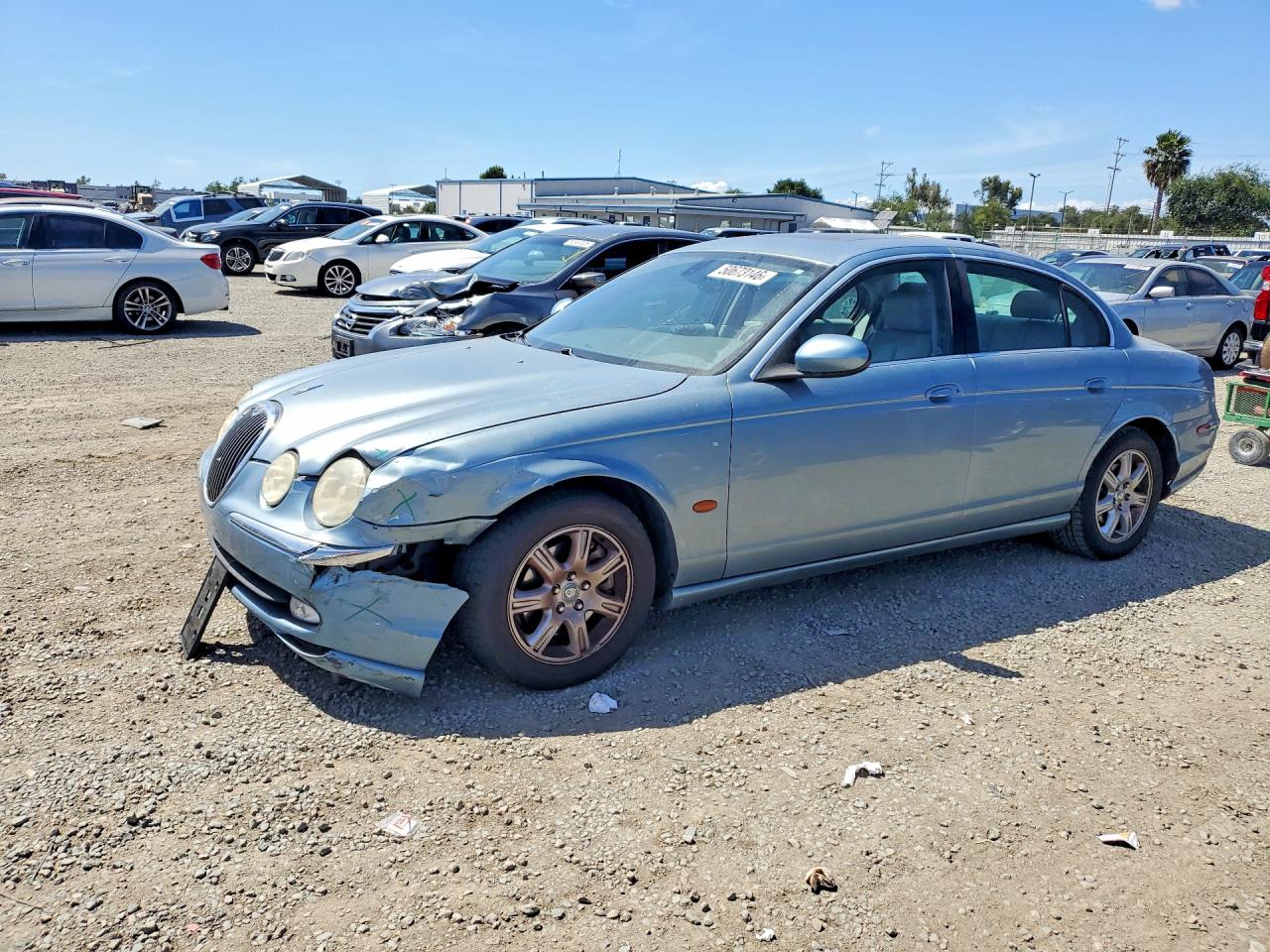 2003 Jaguar S-Type, VIN SAJEA01T63FM57345 — Перед