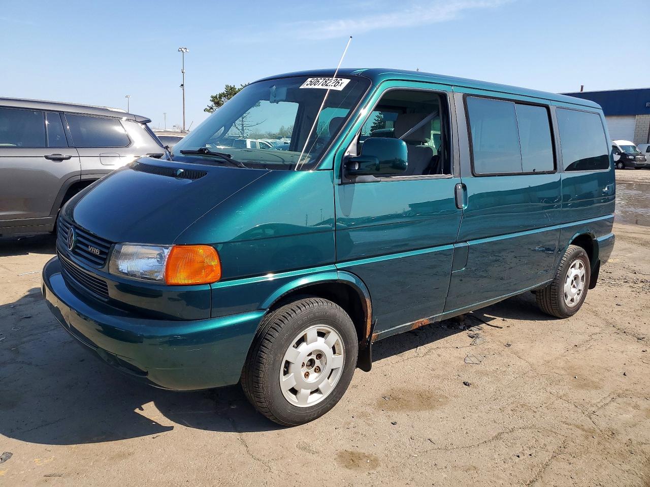 2000 Volkswagen EuroVan, VIN WV2MH4705YH095418 — Мелкие вмятины и царапины