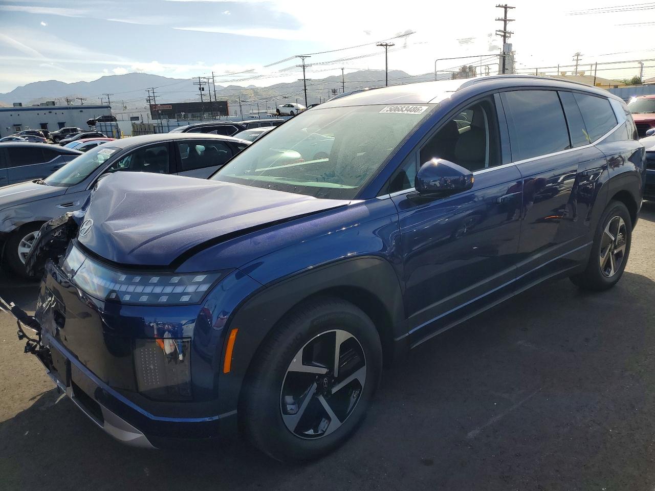 2026 Hyundai IONIQ 9 SE, VIN 7YAMTFS3XTY008155 — Front end