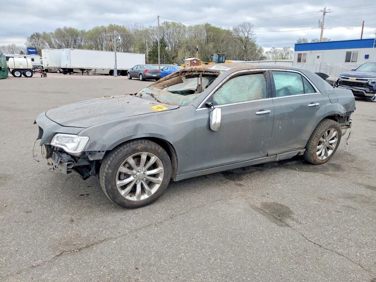 2018 Chrysler 300 Limited, VIN 2C3CCAKGXJH160392 — Rollover