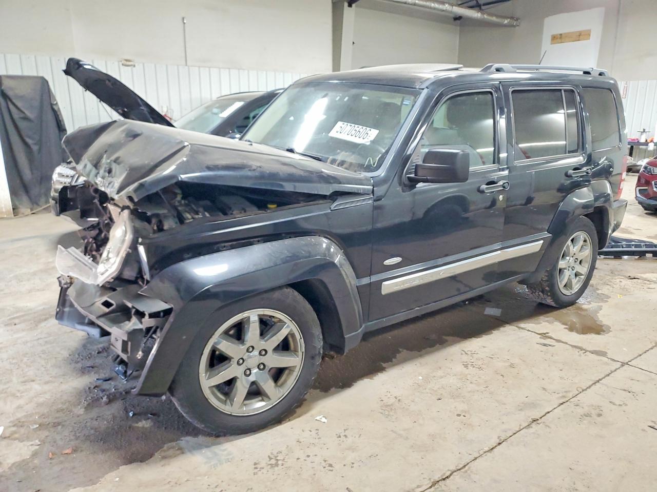 2012 Jeep Liberty Sport Latitude, VIN 1C4PJMAKXCW215230 — Перед