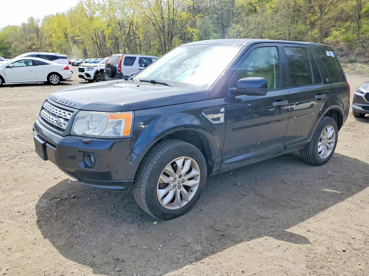 2011 Land Rover LR2 HSE, VIN SALFR2BN7BH246836 — Minor dents and scratches