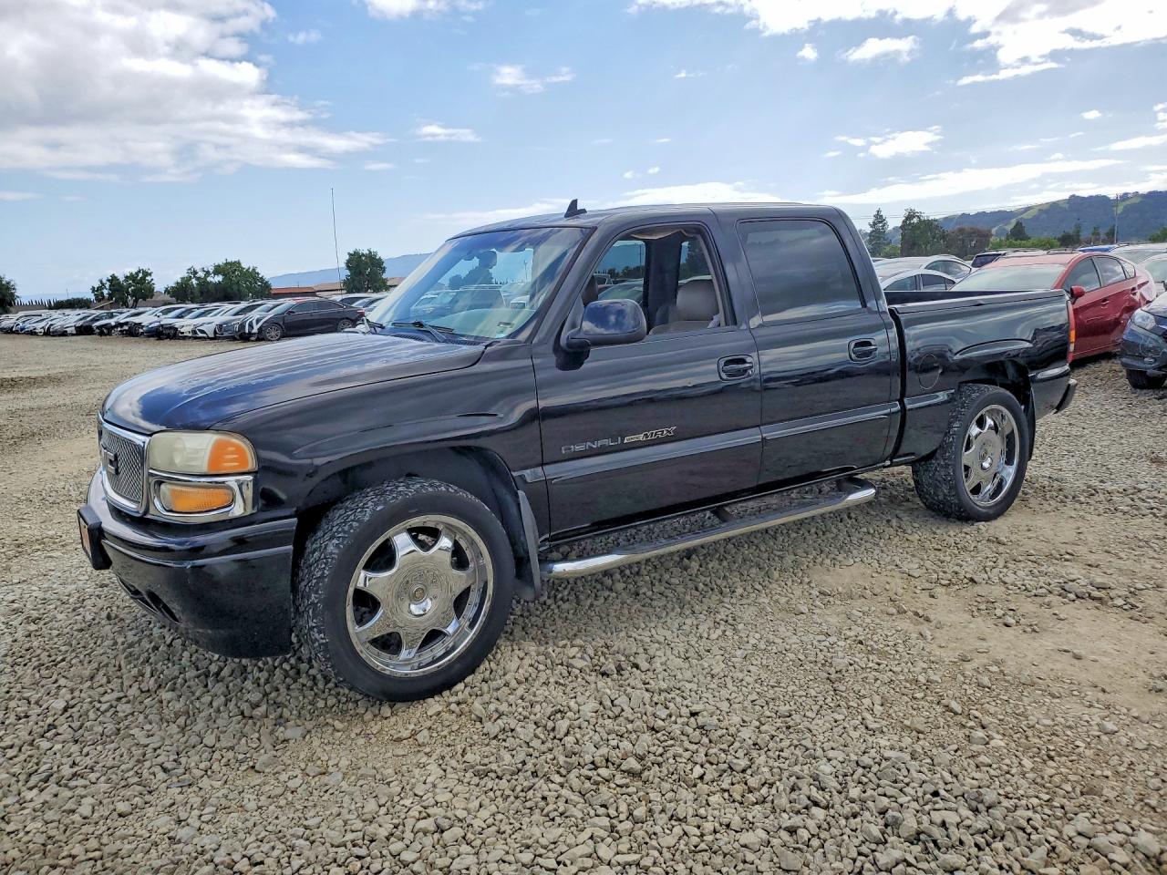 2006 GMC Sierra Denali, VIN 2GTEK63N961237948 — Vandalism