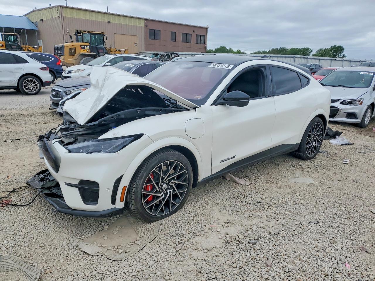 2022 Ford Mustang Mach-E GT, VIN 3FMTK4SXXNMA21415 — Front end
