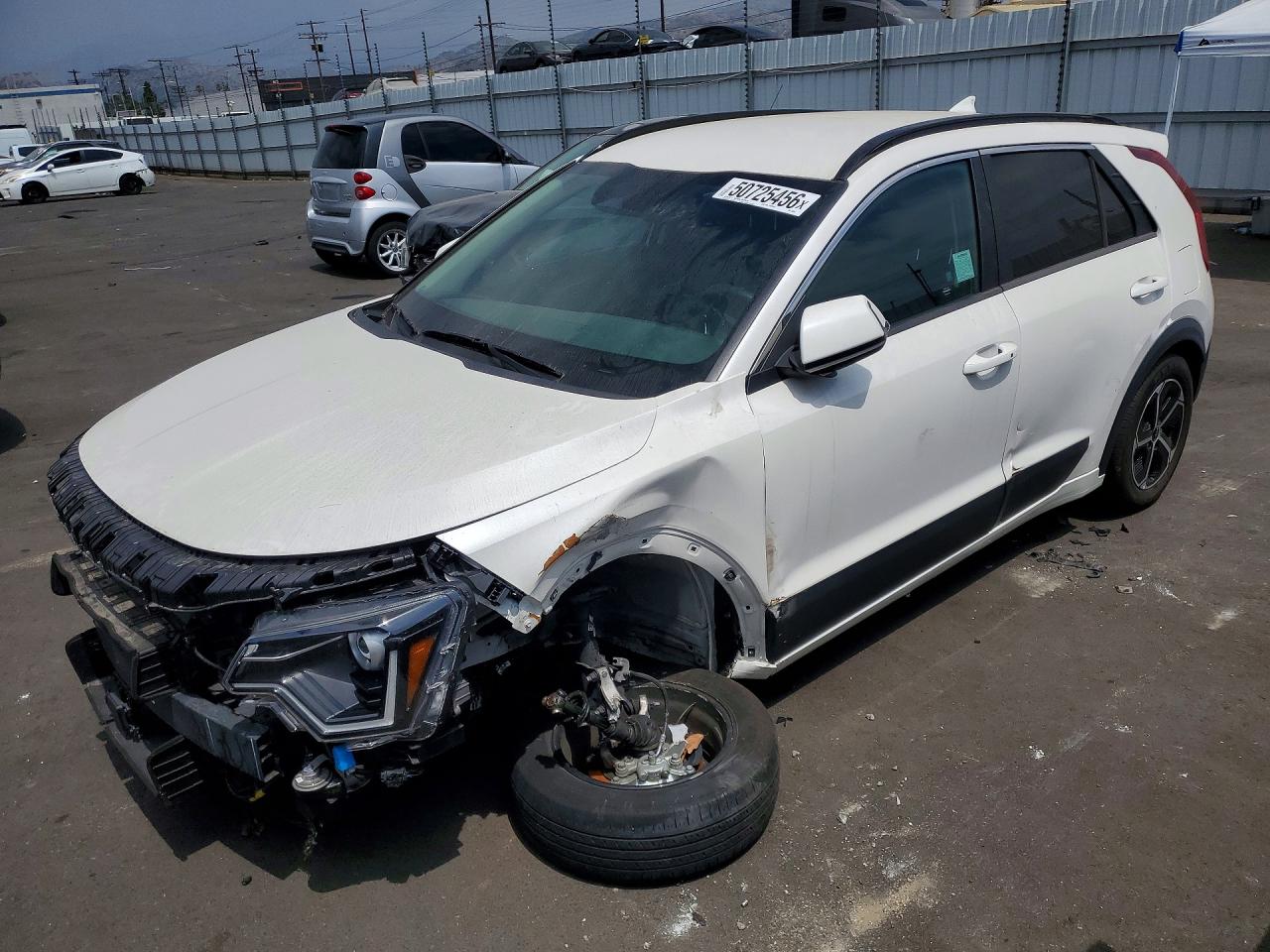 2024 Kia Niro EX, VIN KNDCR3LE1R5160285 — Front end