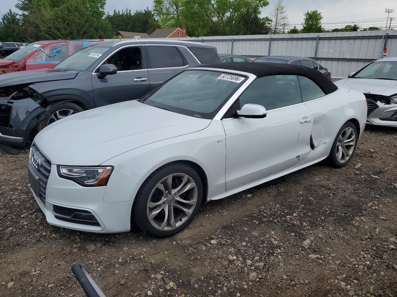 2015 Audi S5 Premium Plus, VIN WAUCGAFH5FN003058 — Бок