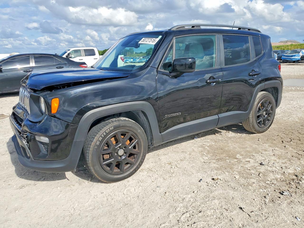 2019 Jeep Renegade Latitude, VIN ZACNJABB9KPJ77440 — Перед