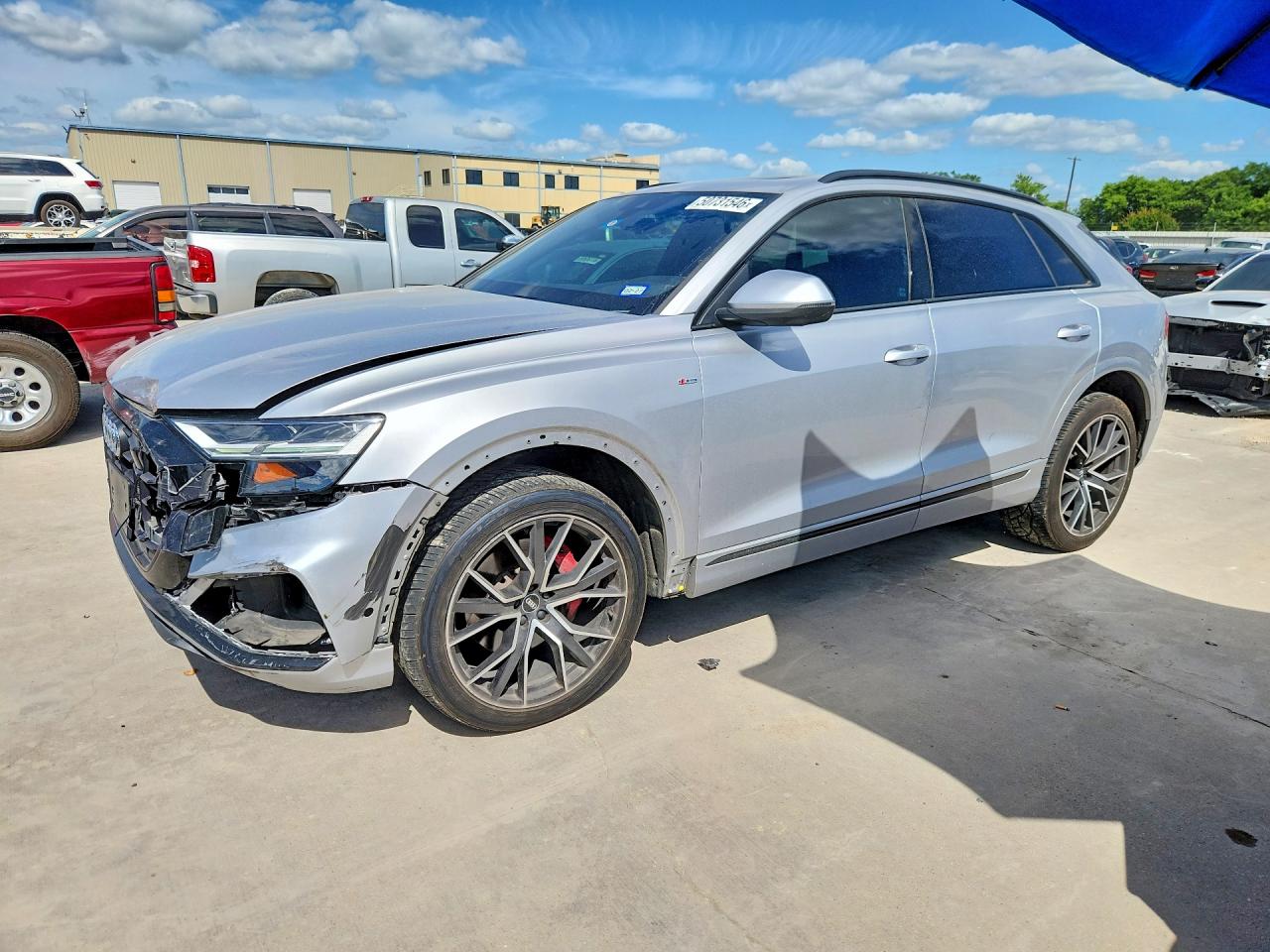 2020 Audi Q8 Premium Plus, VIN WA1EVAF16LD018622 — Front end