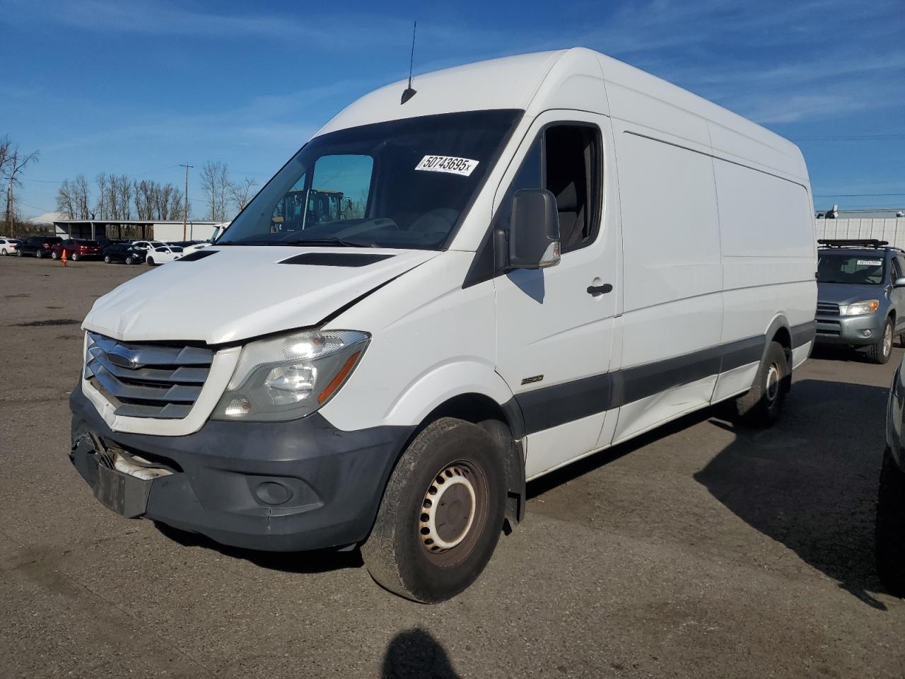 2016 Freightliner Sprinter, VIN WDYPE8DD0GP237024 — Rear end