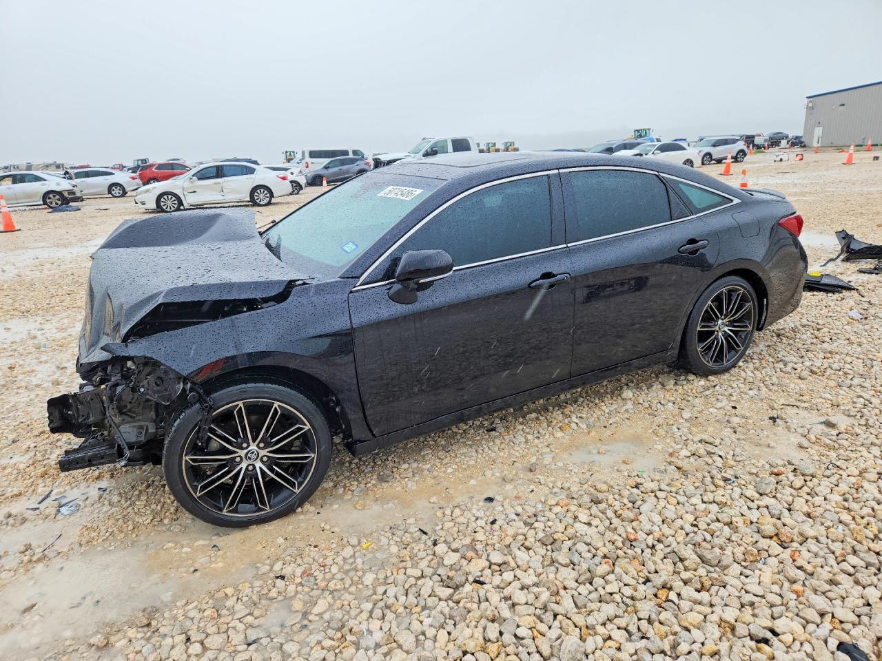 2019 Toyota Avalon XLE, VIN 4T1BZ1FB5KU031880 — Front end