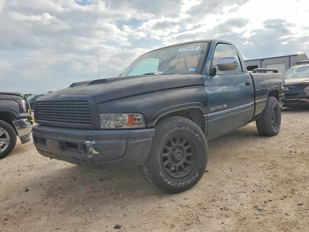 1995 Dodge 1500, VIN 1B7HC16Z8SS227546 — Minor dents and scratches