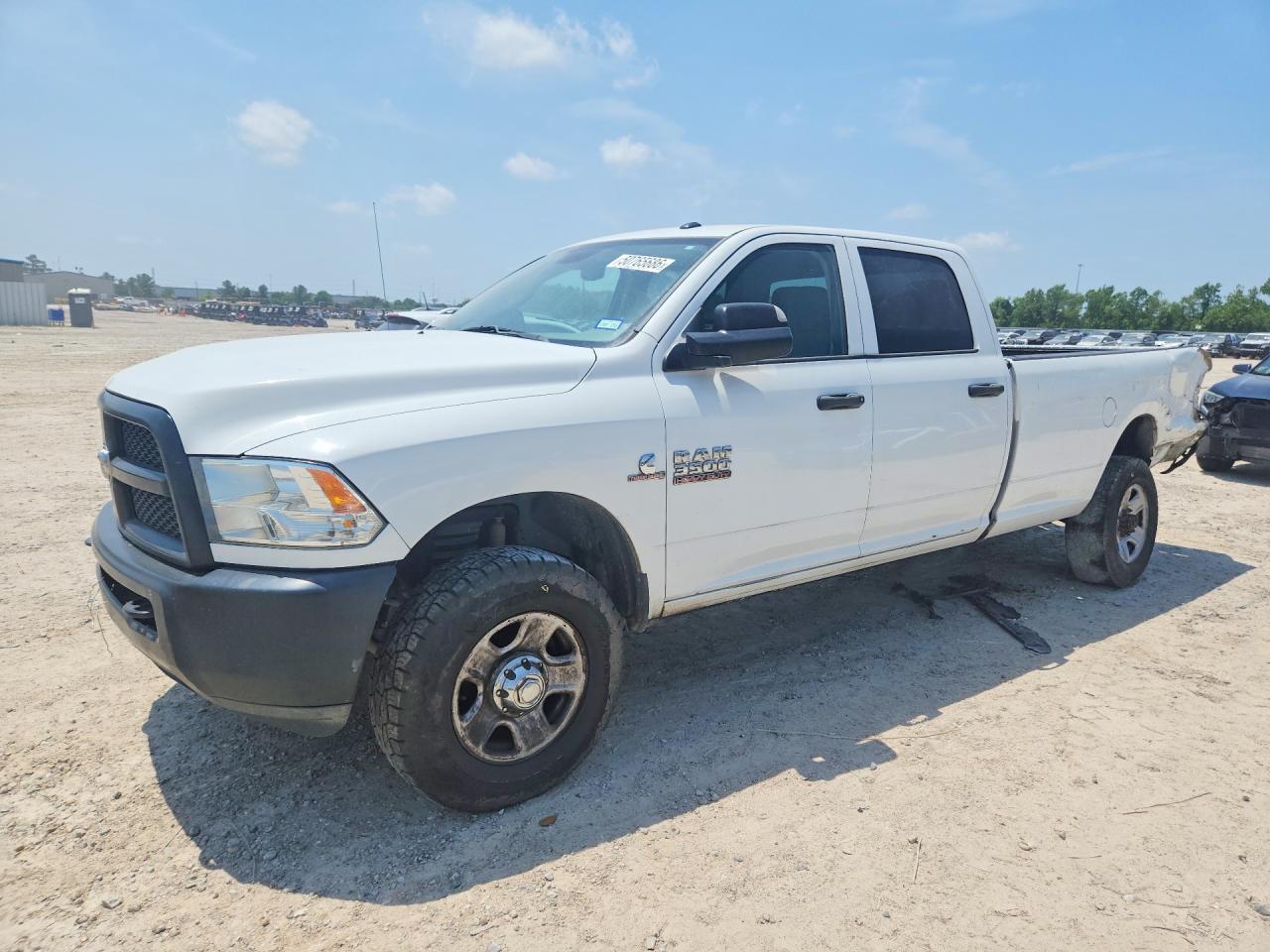 2016 Ram 3500 Tradesman, VIN 3C63R3GL2GG320924 — Rear end