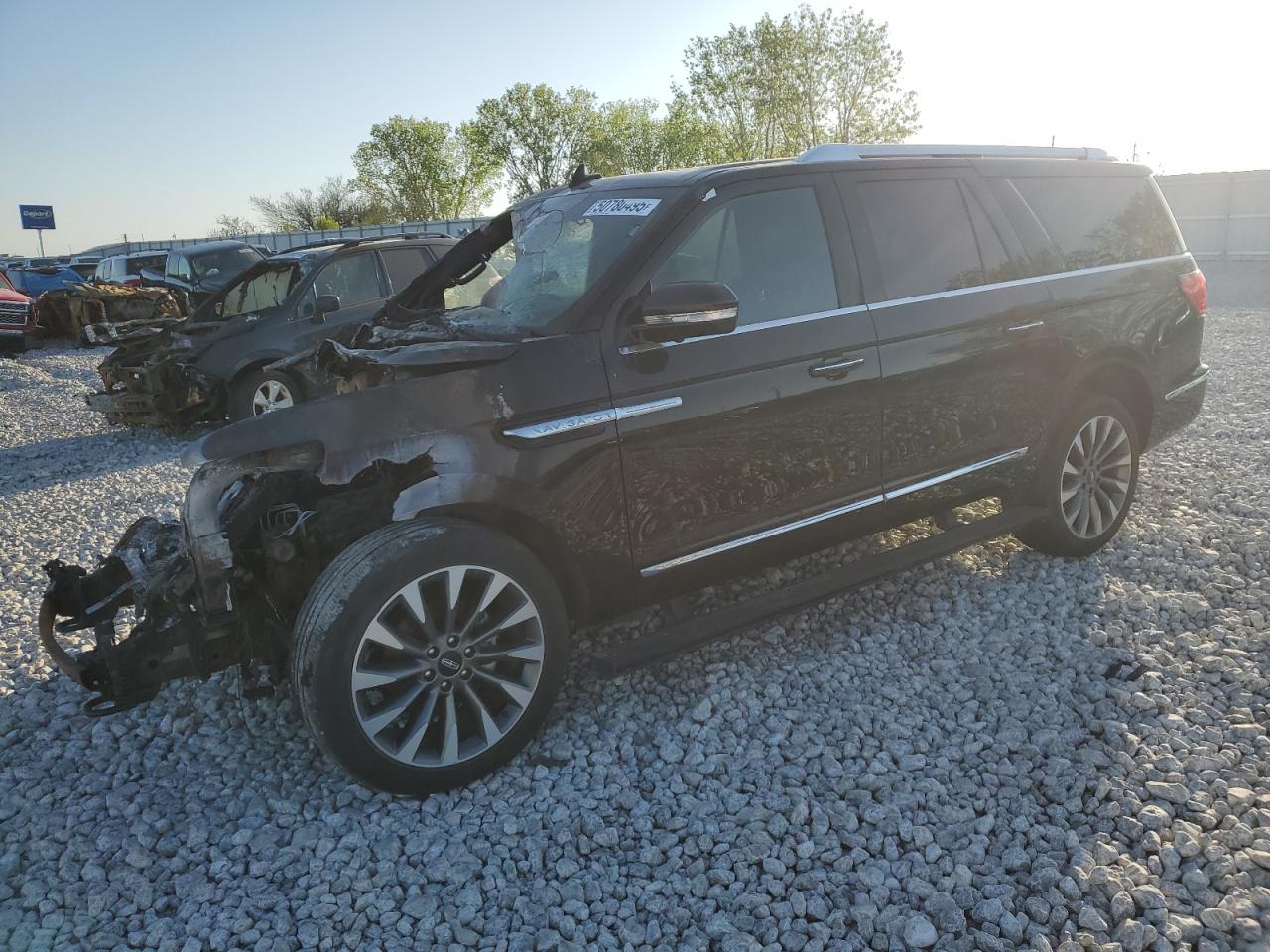 2021 Lincoln Navigator Reserve, VIN 5LMJJ3LT6MEL07103 — Engine fire