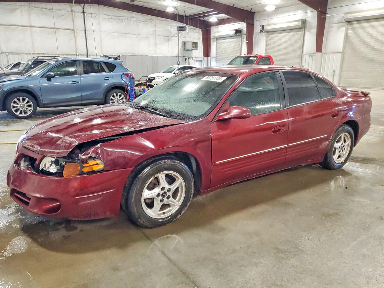 2002 Pontiac Bonneville SE, VIN 1G2HX54K624157023 — Front end