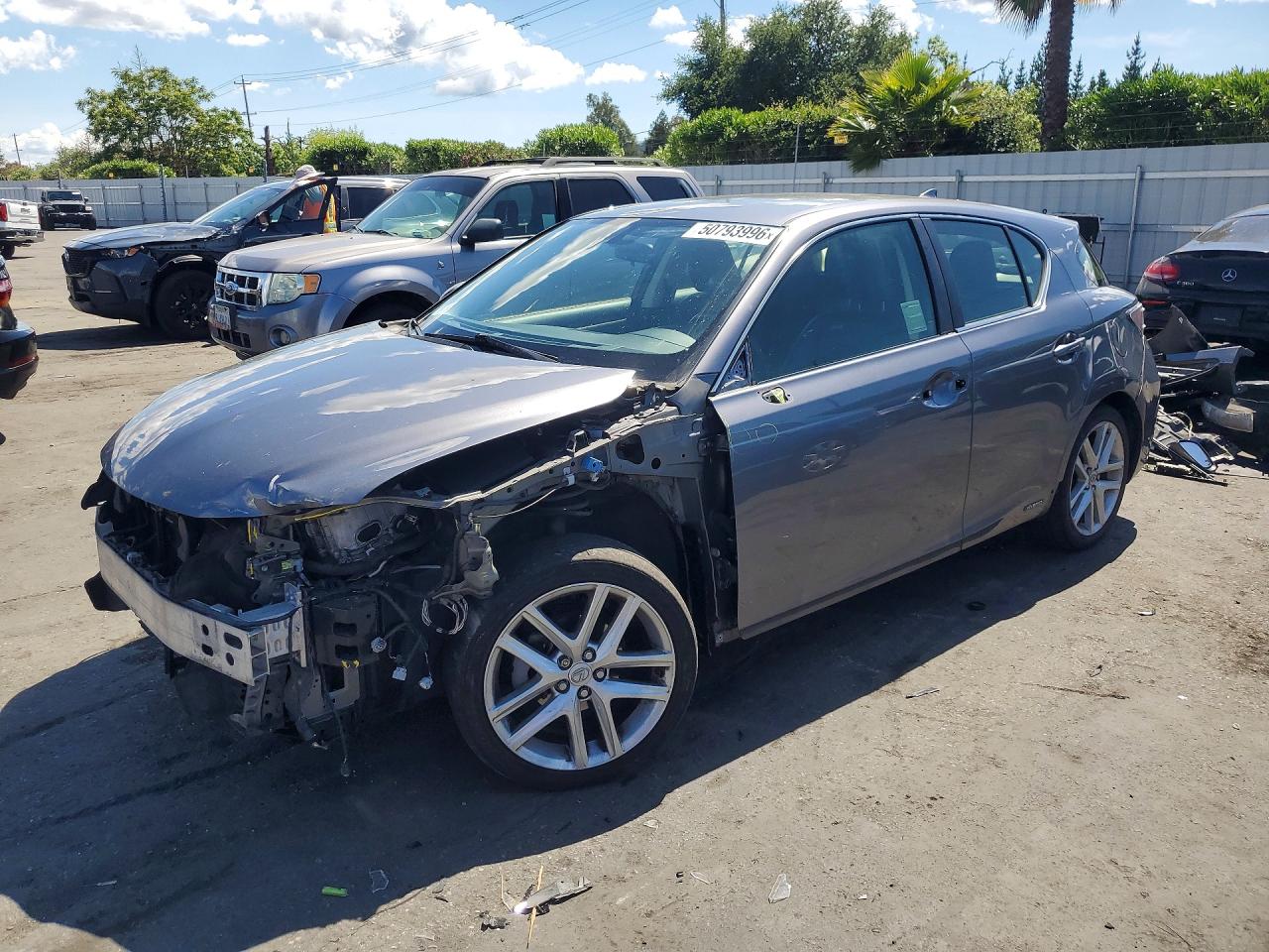 2017 Lexus CT 200h, VIN JTHKD5BH3H2280265 — Фото с аукциона