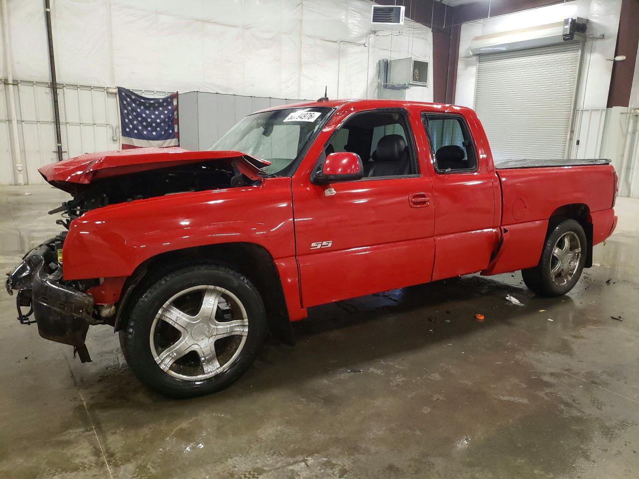 2004 Chevrolet Silverado SS, VIN 2GCEK19N541151480 — Front end