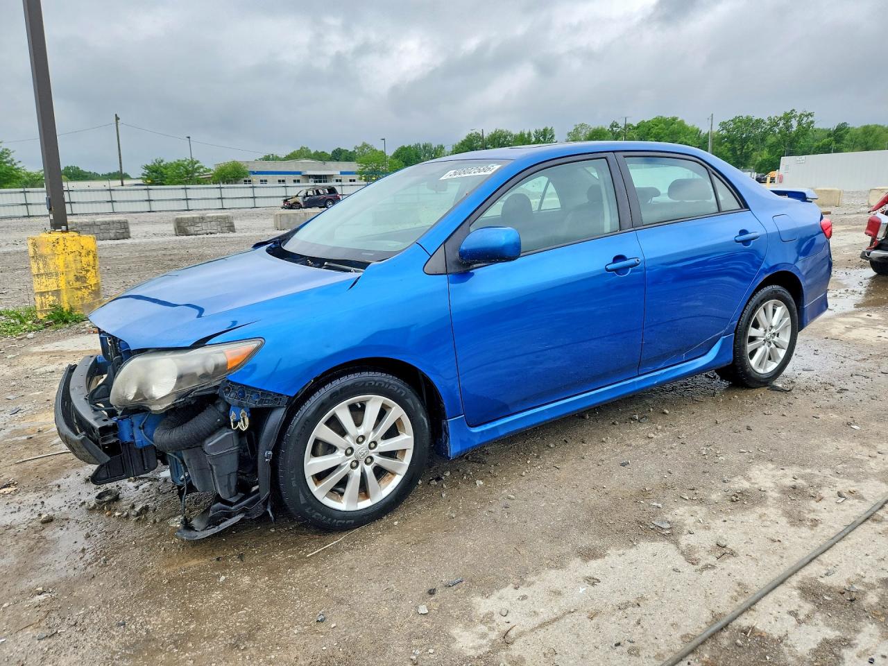 2010 Toyota Corolla LE, VIN 1NXBU4EE5AZ341618 — Front end