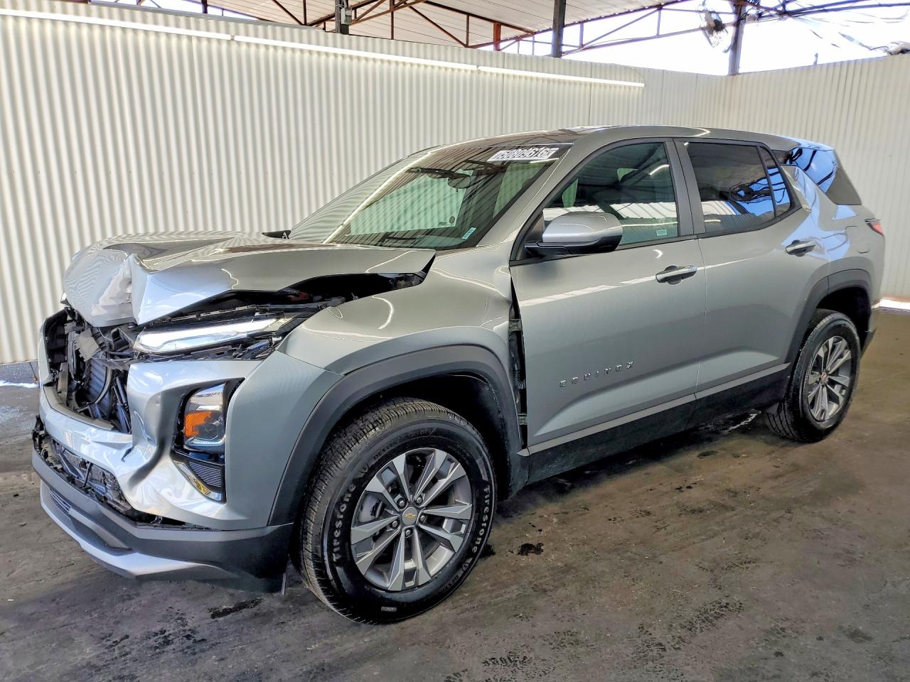 2026 Chevrolet Equinox FWD LT, VIN 3GNAXHEG9TL299216 — Перед