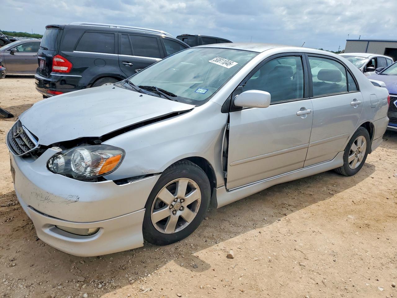 2008 Toyota Corolla LE, VIN 1NXBR32E88Z972079 — Front end