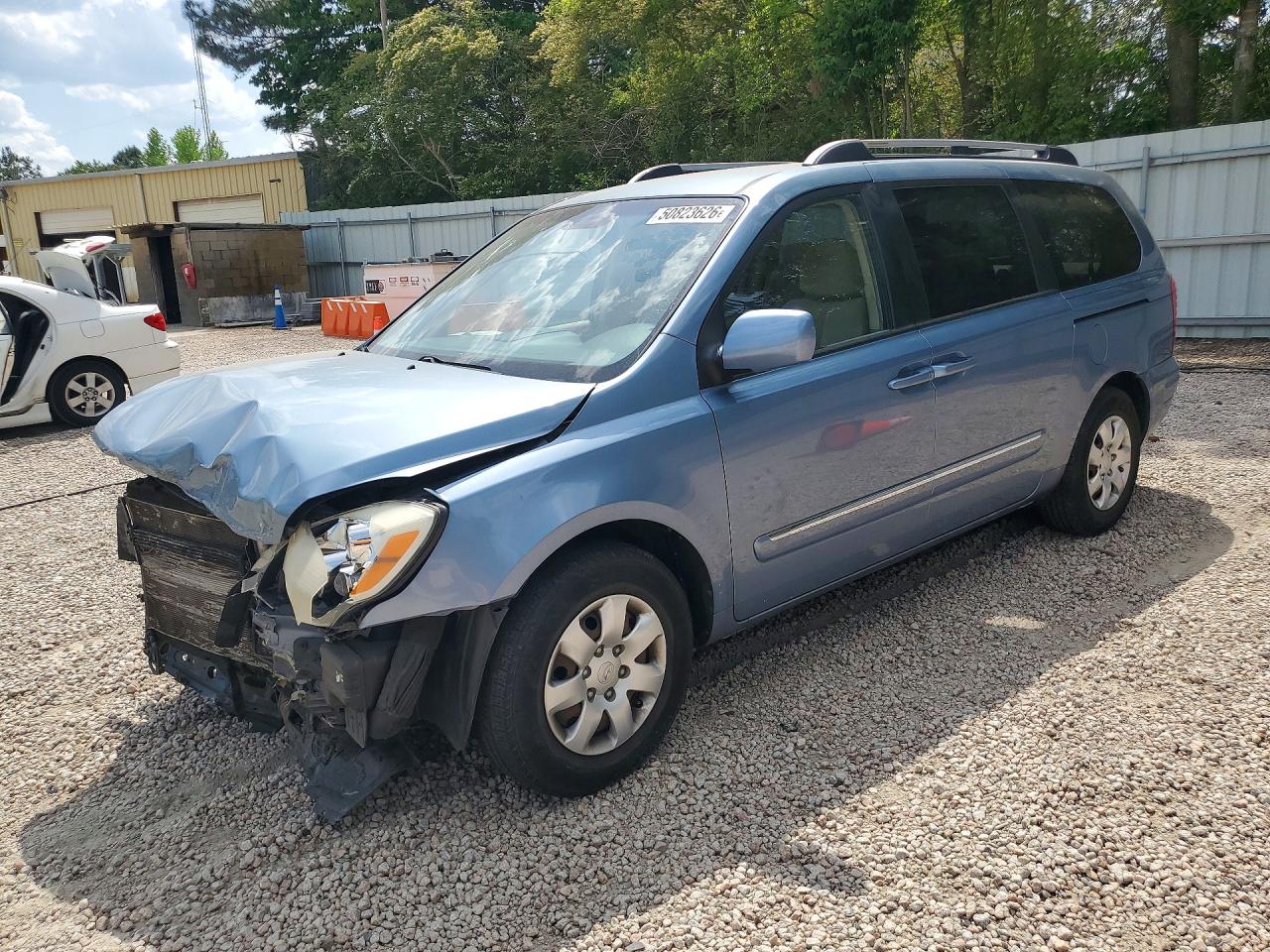 2007 Hyundai Entourage GLS, VIN KNDMC233476025355 — Front end