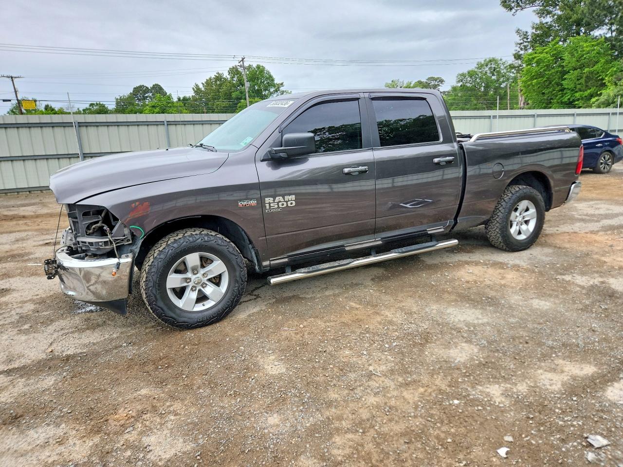 2020 Ram 1500 SLT, VIN 1C6RR6TT7LS117502 — Front end