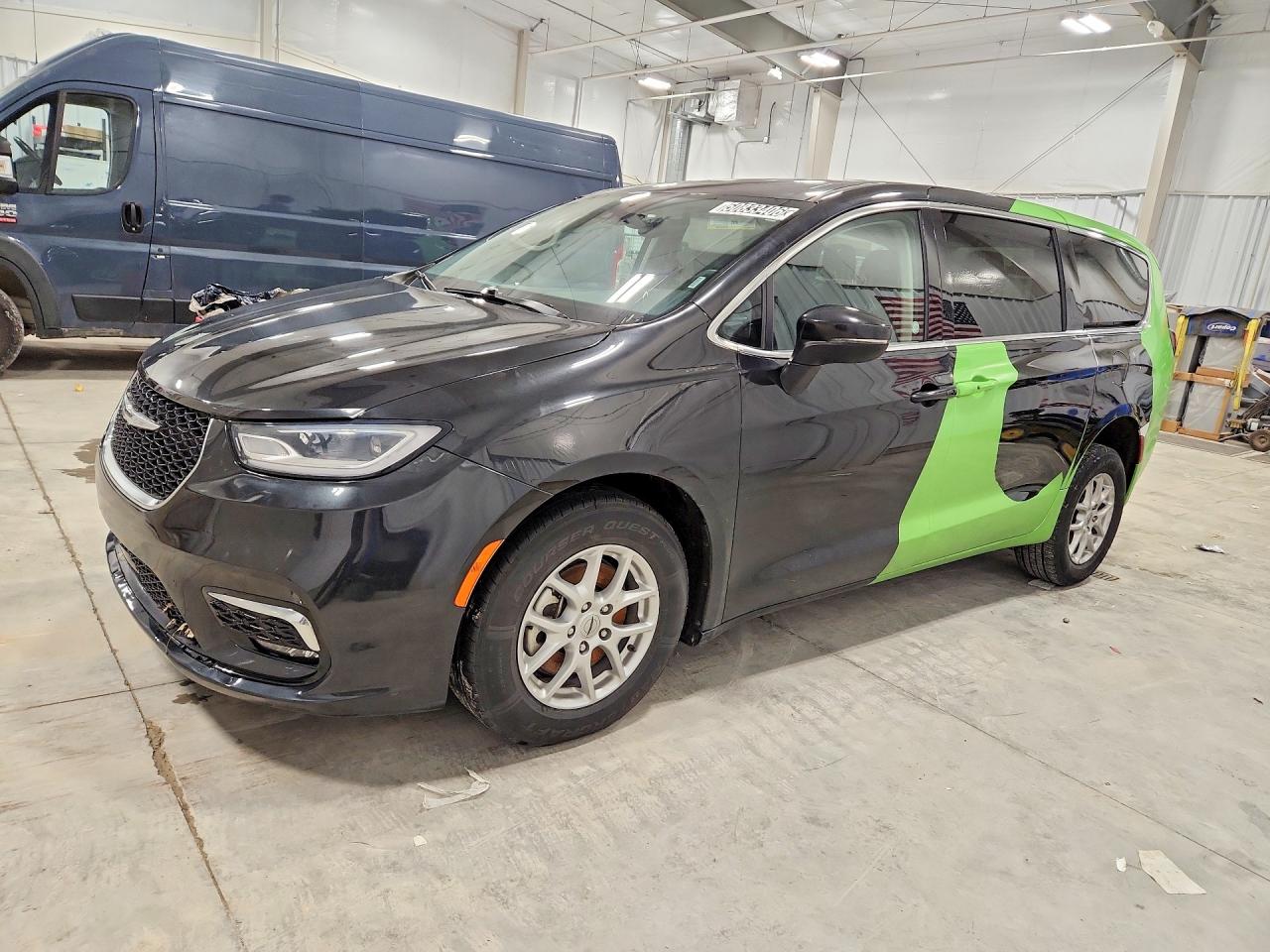 2023 Chrysler Pacifica Touring L, VIN 2C4RC1BG4PR511497 — Mechanical