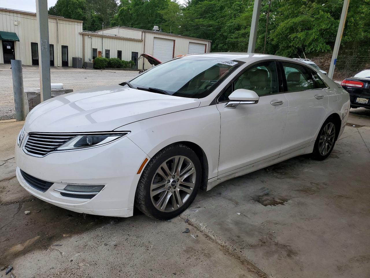 2014 Lincoln MKZ, VIN 3LN6L2G95ER819607 — Undercarriage