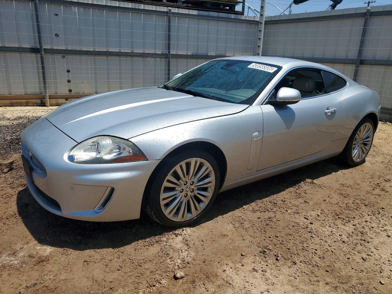 2011 Jaguar XK, VIN SAJWA4FB5BLB39182 — Side