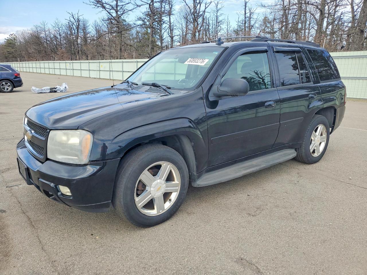 2009 Chevrolet TrailBlazer 3LT, VIN 1GNDT33S392102635 — Rear end