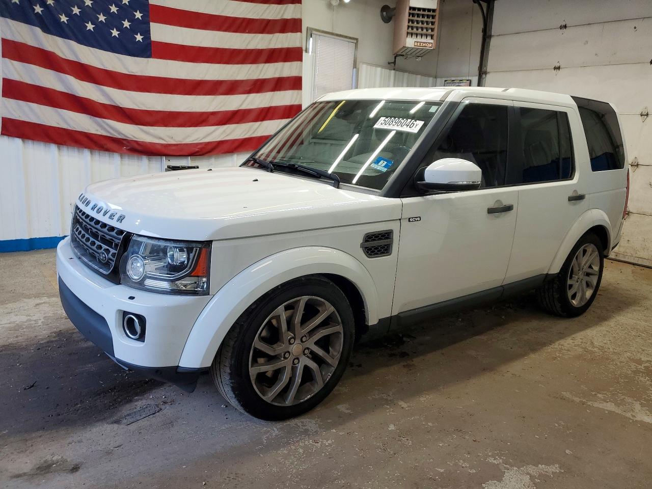 2014 Land Rover LR4 HSE, VIN SALAG2V6XEA723003 — Front end